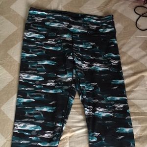 Fabletics Capris. Size small - 4-6
